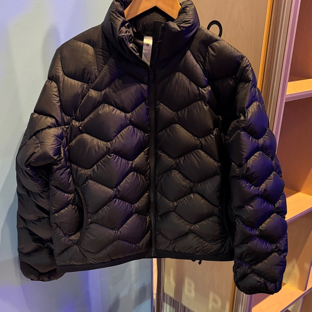 lululemon athletica Quilted Black Puffer Jacket - Picture 2 of 6